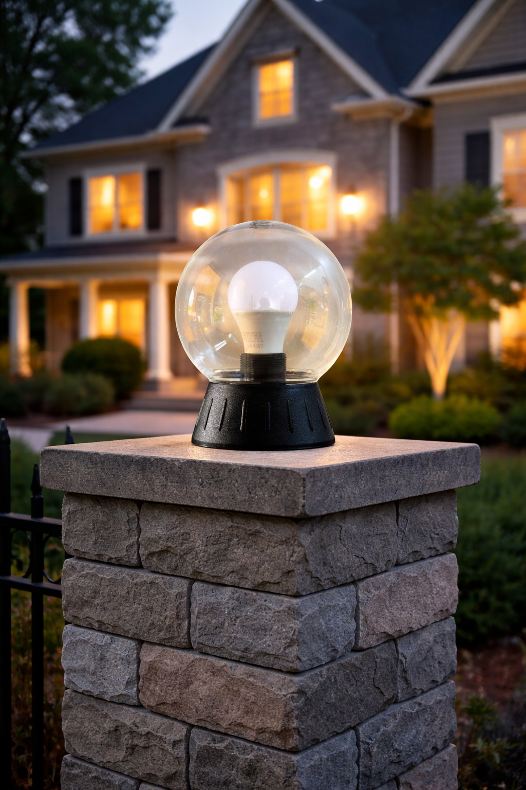 6" Globe with Gallery